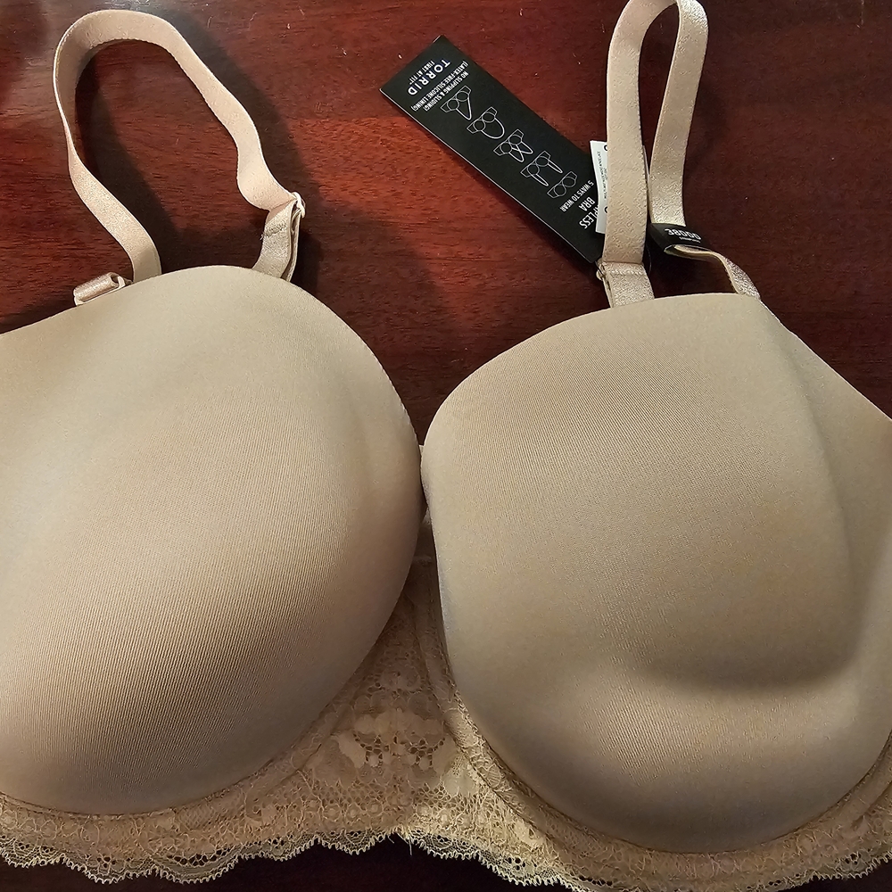 Torrid Curve Beige Multiway Strapless Bra 38DDD